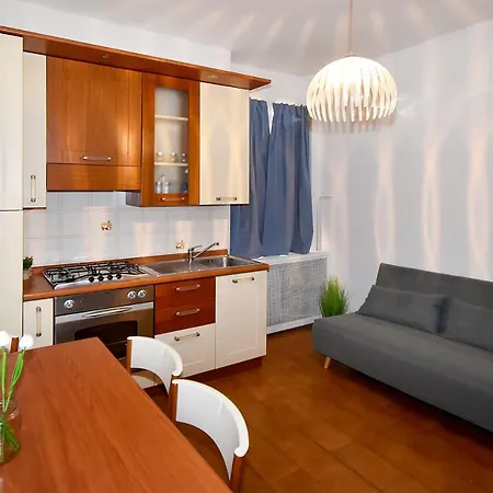 San Siro-Duomo Wi-Fi & Netflix Apartment Milan Exterior photo