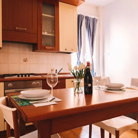 San Siro-Duomo Wi-Fi & Netflix Apartment Milan Exterior photo